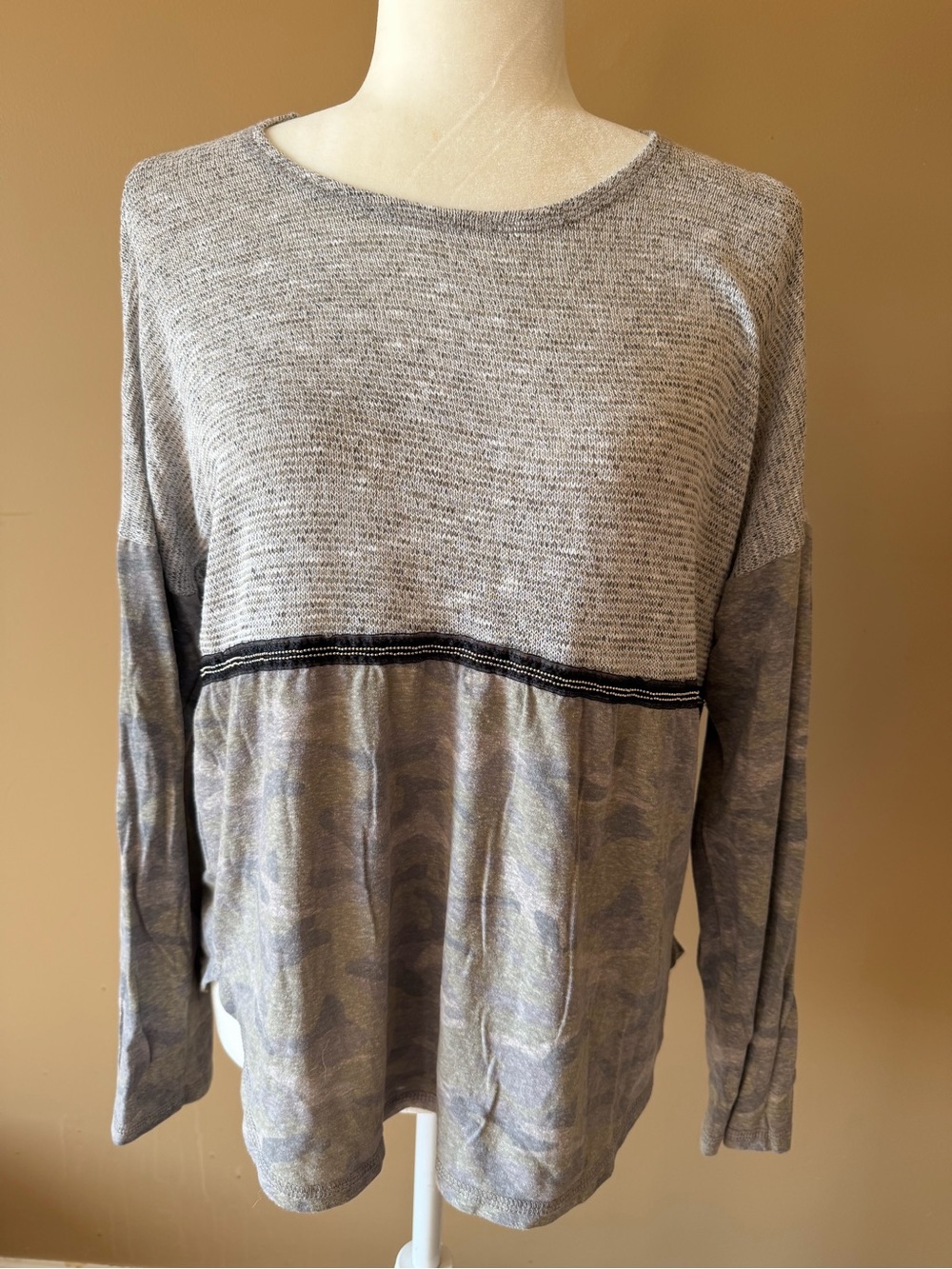 INC International Concepts Gray Camo Mixed Media Cold Shoulder Top